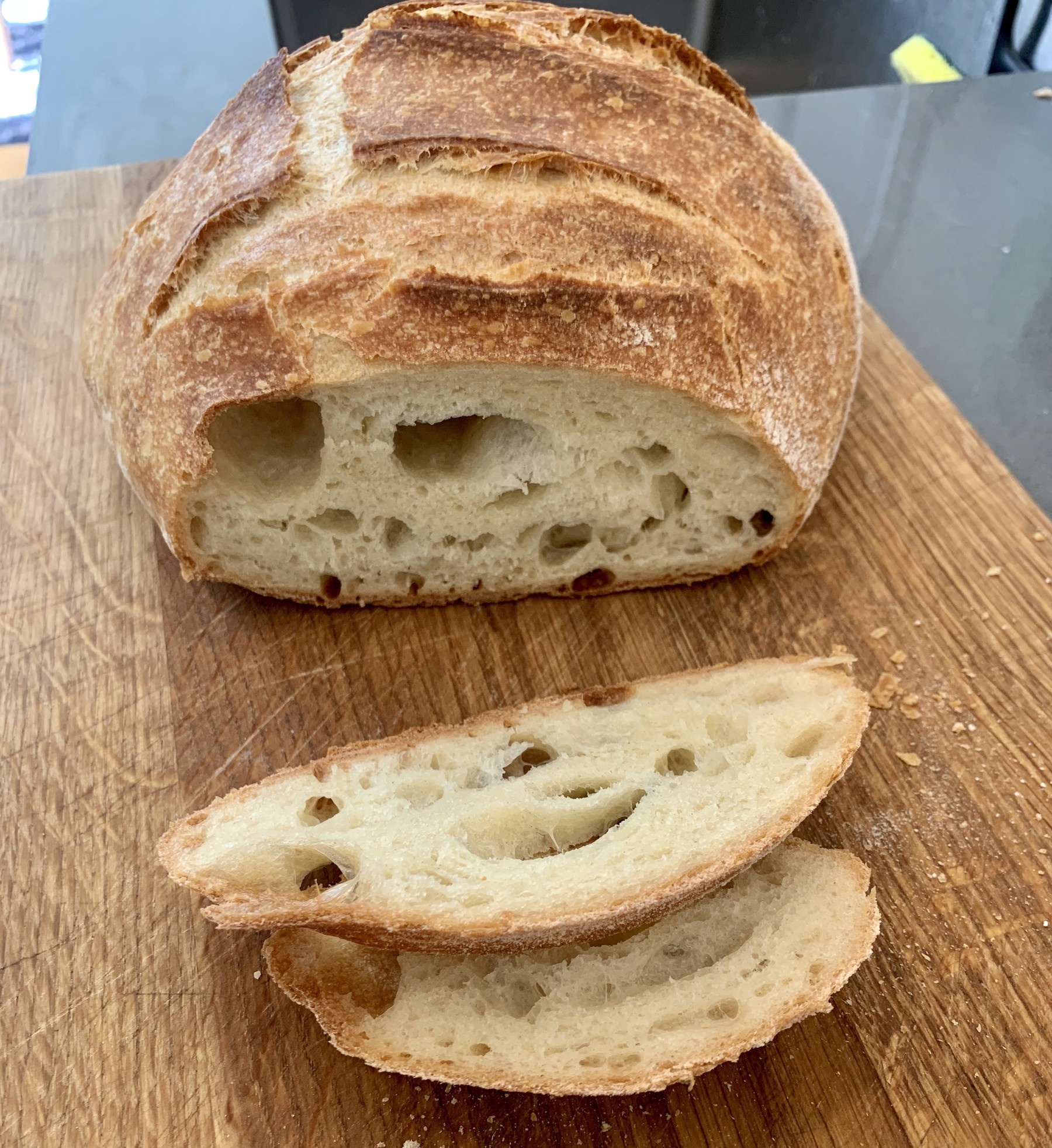 Loaf of bread, partly sliced